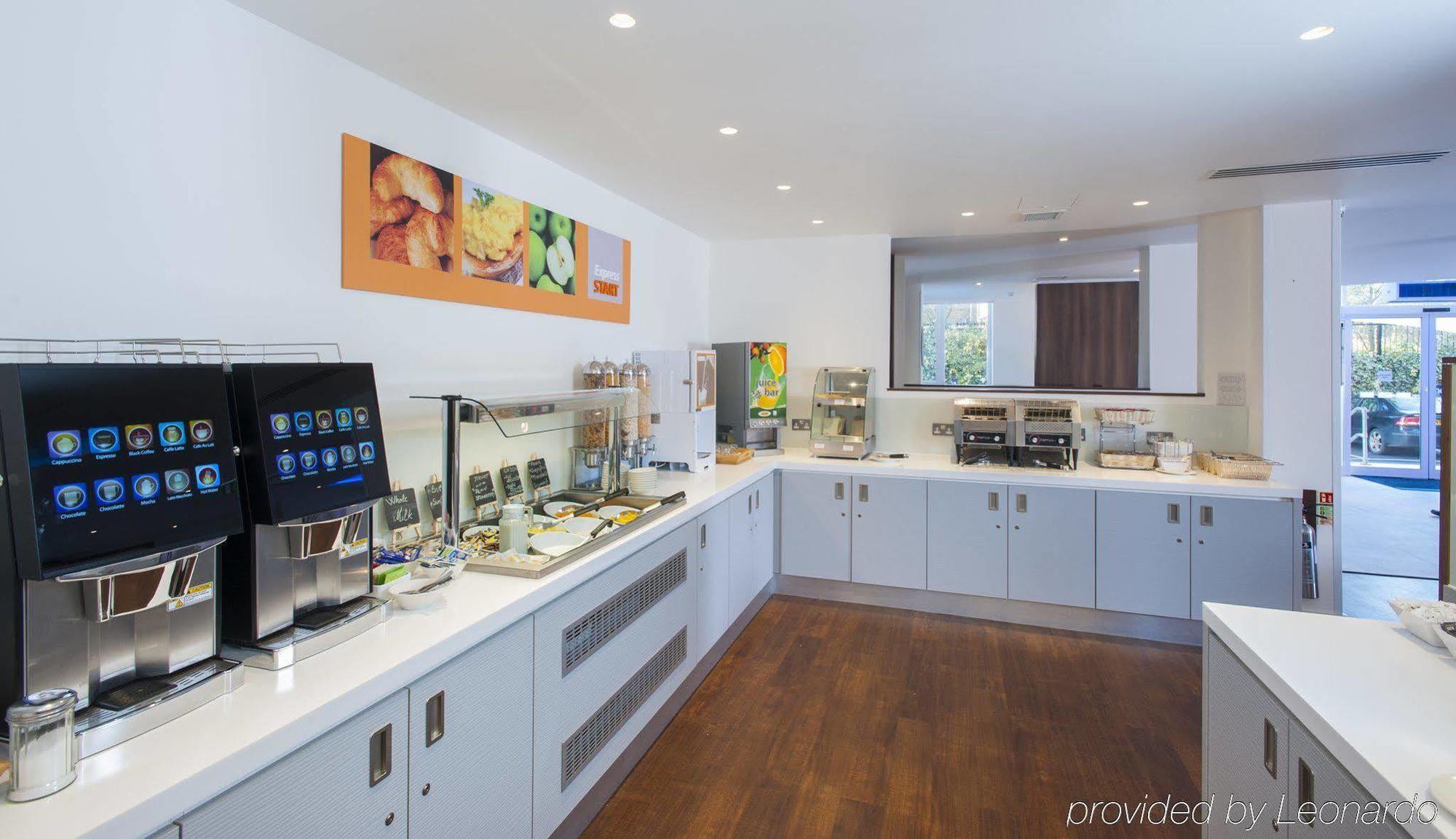 Holiday Inn Express London - Vauxhall Nine Elms, An Ihg Hotel מראה חיצוני תמונה